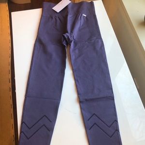 Revive Costello leggings